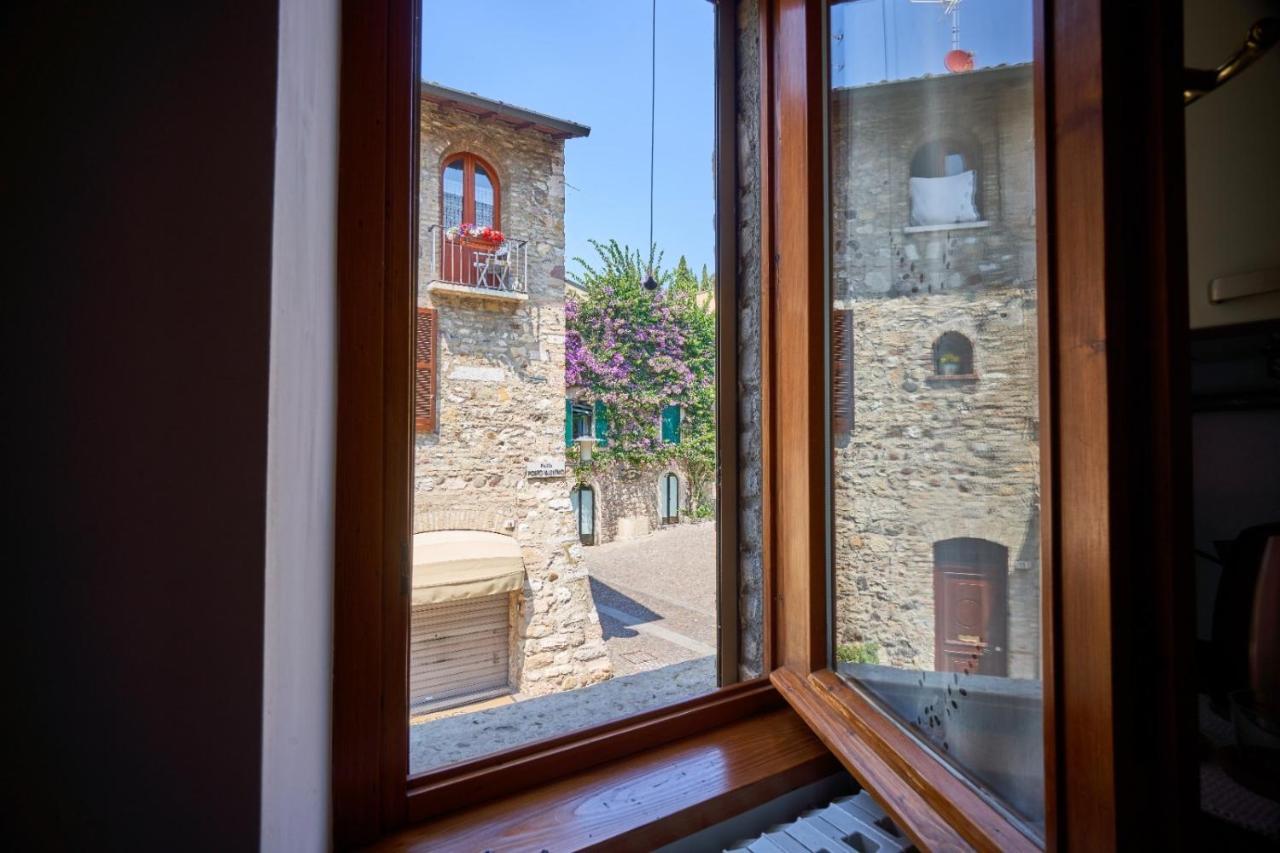 Porto Valentino 2 Sirmione Exterior foto