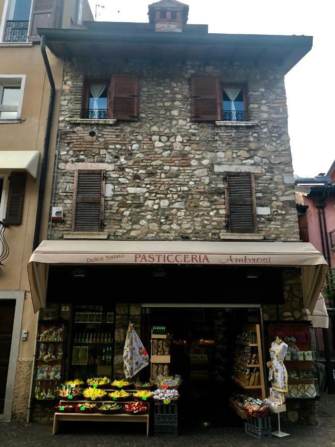 Porto Valentino 2 Sirmione Exterior foto
